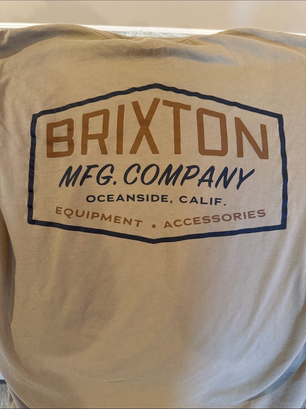 Brixton short sleeve T in size Medium. Like new!